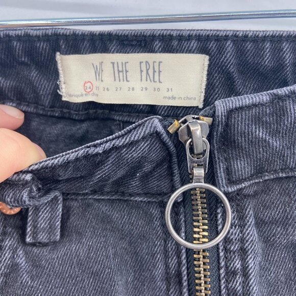 FREE PEOPLE We The Free Black Denim Full Zip Raw Hem Mini Skirt Size 24 - Picture 4 of 5